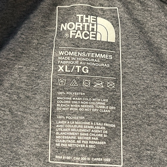 The North Face Women's Reaxion Amp V-Neck T-Shirt x TWO - Picture 8 of 13